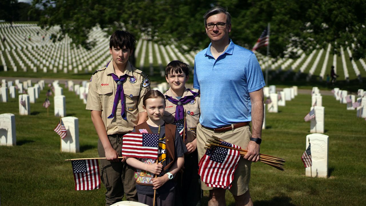 honoring-fallen-heroes-at-dayton-national-cemetery